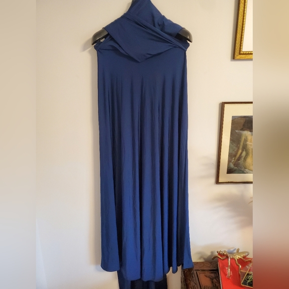 Lulu's Convertable Maxi Dress - Picture 6 of 7